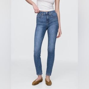 GAP True Skinny High Rise Medium Blue Women's Jeans Size 28 Size 6R